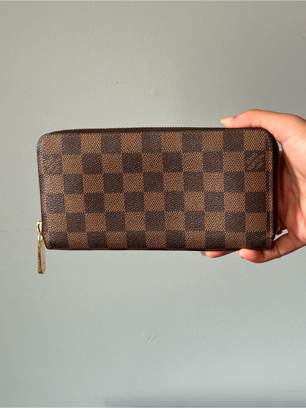 Louis Vuitton Damier Ebene Zippy Wallet